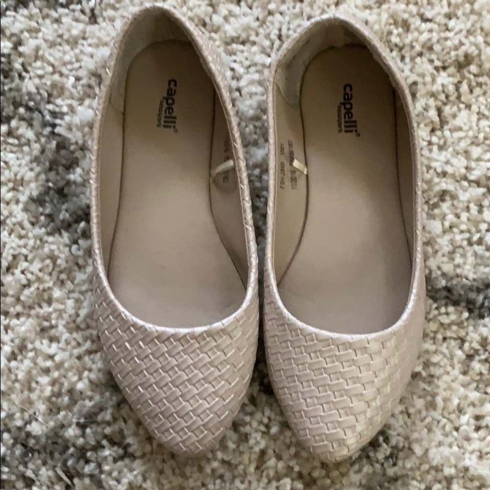 CAPELLI OF NEW YORK FLATS